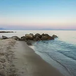 شقة فندقية Olympia Mare 4*