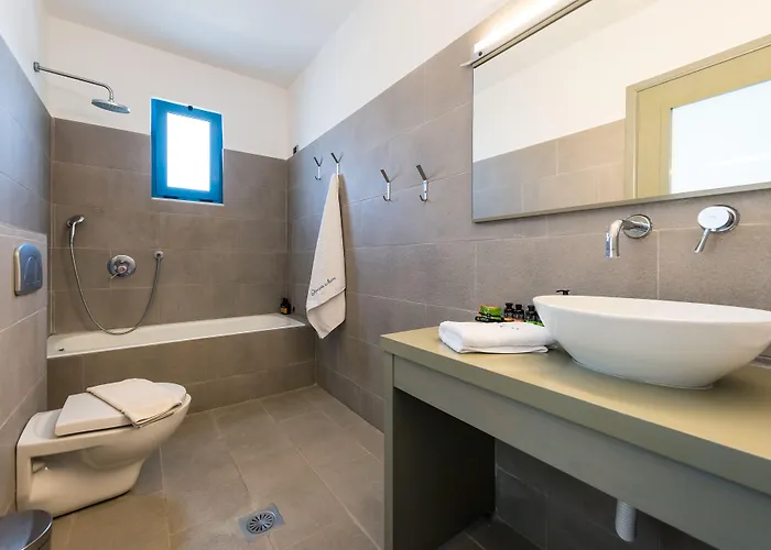 Olympia Mare Aparthotel 2*