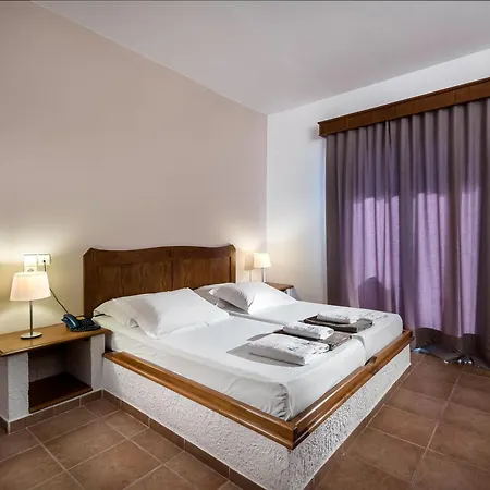 Olympia Mare Aparthotel
