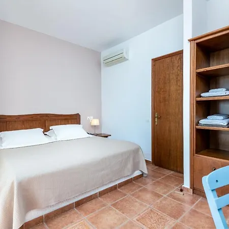 Olympia Mare Aparthotel 2*