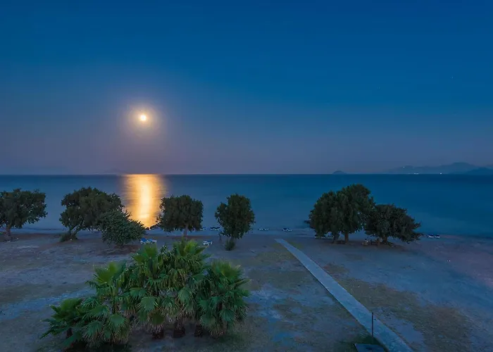 Olympia Mare Aparthotel 2*